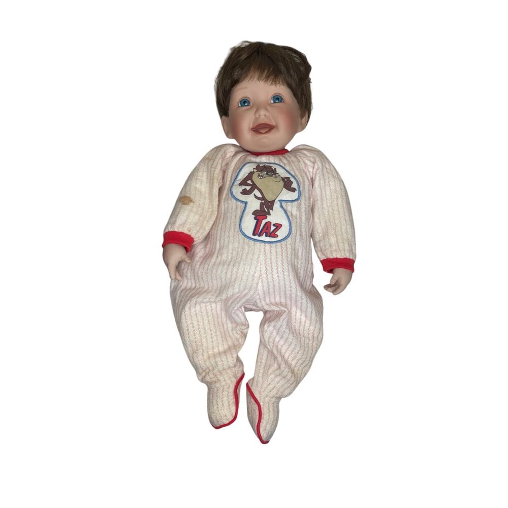 The Ashton Drake Galleries Porcelain Baby Dolls Looney Toons Bugs/Taz/Tweety - Picture 2 of 14